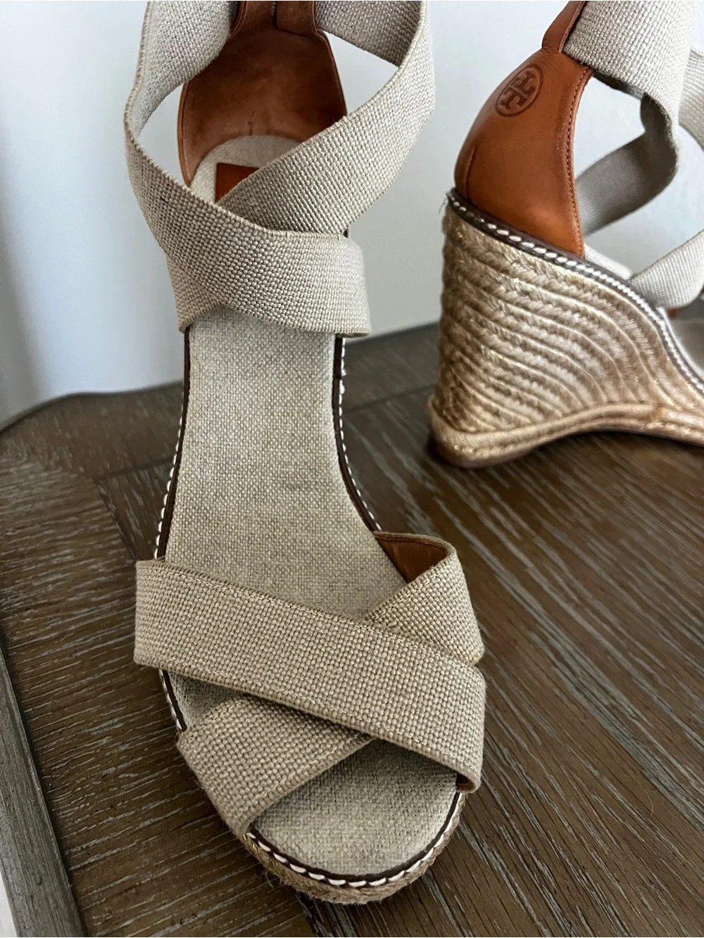 Tory Burch Adonis Wedge Espadrille Sandal 11 Gold Khaki Platform Logo EUC $398